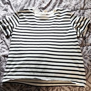 Tee shirt